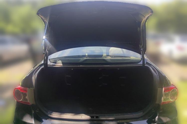 Used Toyota Corolla 2011 1.6L Manual GL Sunroof Edition Trunk