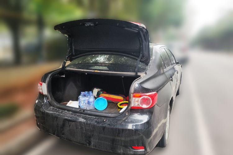 Used Toyota Corolla 2011 1.6L Automatic GL Trunk