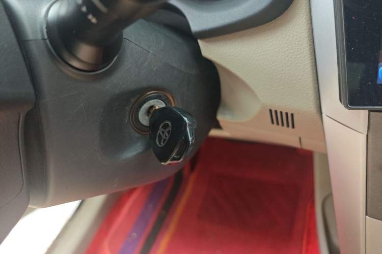 Used Toyota Corolla 2011 1.8L CVT GL-i Commemorative Edition Vehicle Key