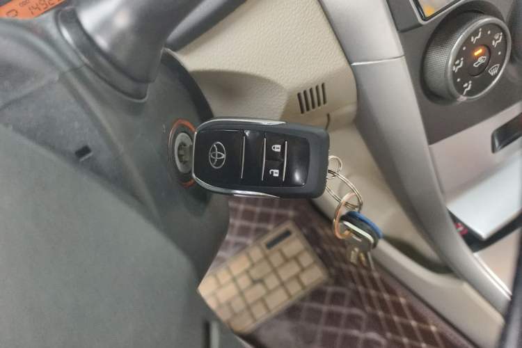 Used Toyota Corolla 2011 1.6L Automatic GL Vehicle Key