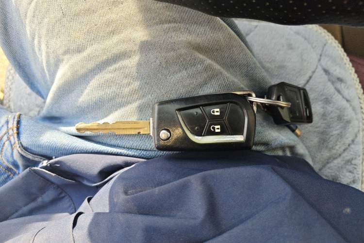Used Toyota Corolla 2011 1.8L Manual GL-i Vehicle Key