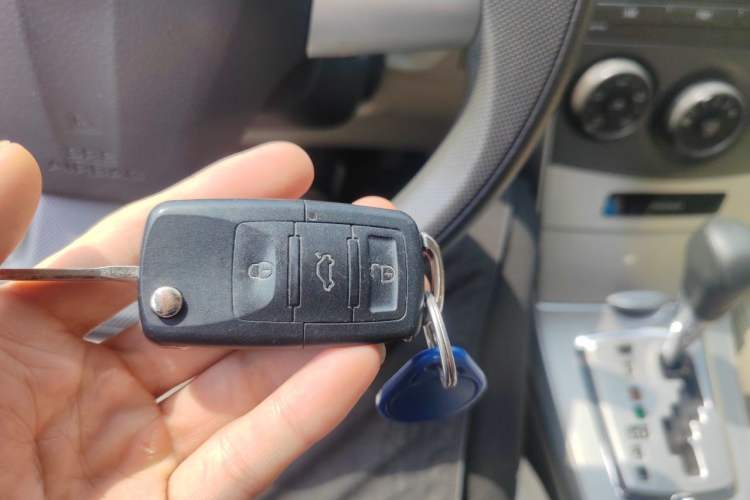 Used Toyota Corolla 2011 1.6L Automatic GL Vehicle Key