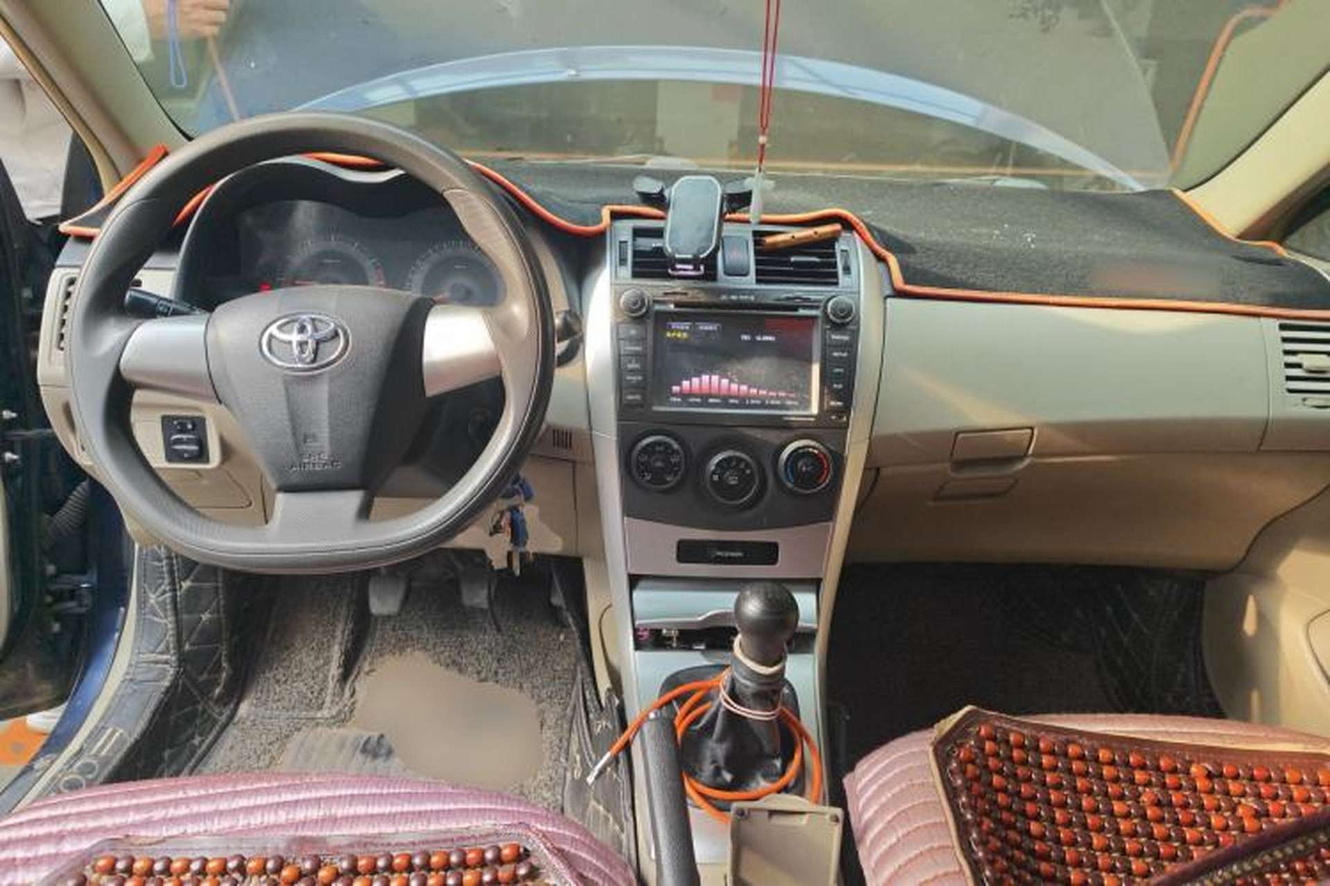 Used Toyota Corolla 2011 1.6L Manual GL Center Console