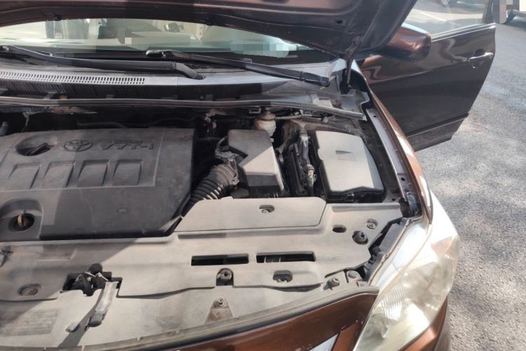 Used Toyota Corolla 2011 1.6L Automatic GL Engine Bay Left