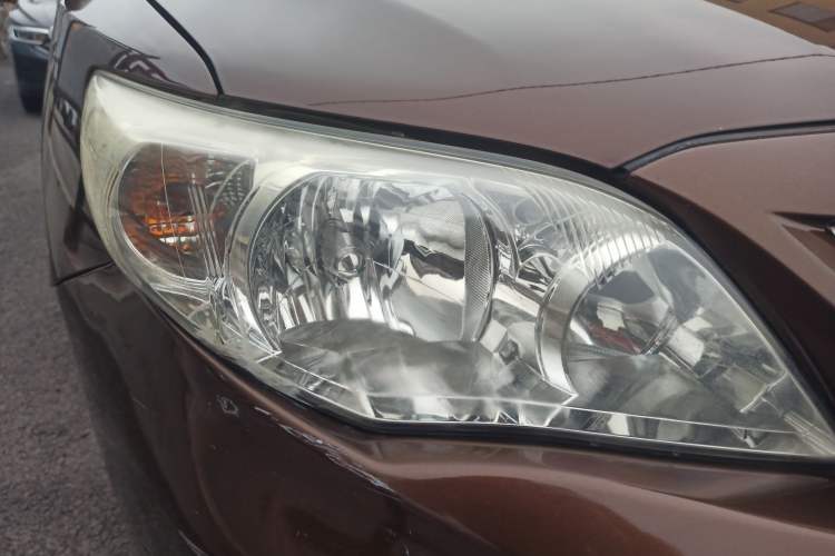 Used Toyota Corolla 2011 1.6L Automatic GL Right Front Headlight