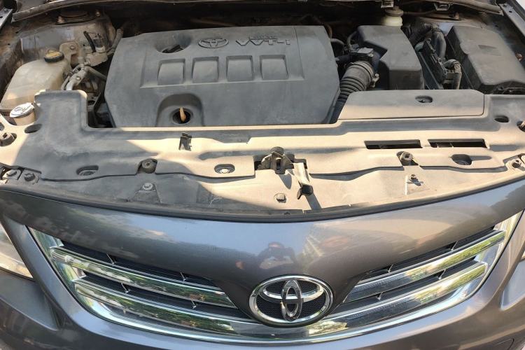 Used Toyota Corolla 2011 1.8L Manual GL-i Engine Bay