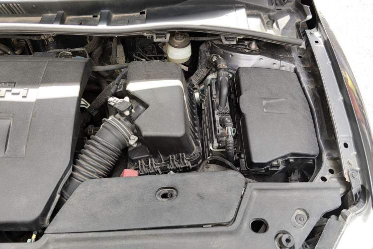 Used Toyota Corolla 2011 1.6L Automatic GL Engine Bay Left