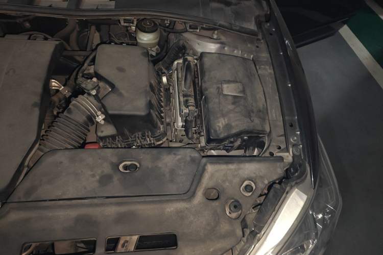 Used Toyota Corolla 2011 1.6L Automatic GL Engine Bay Left