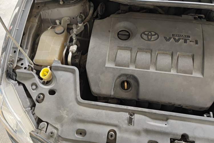 Used Toyota Corolla 2011 1.6L Automatic GL Engine Bay Right