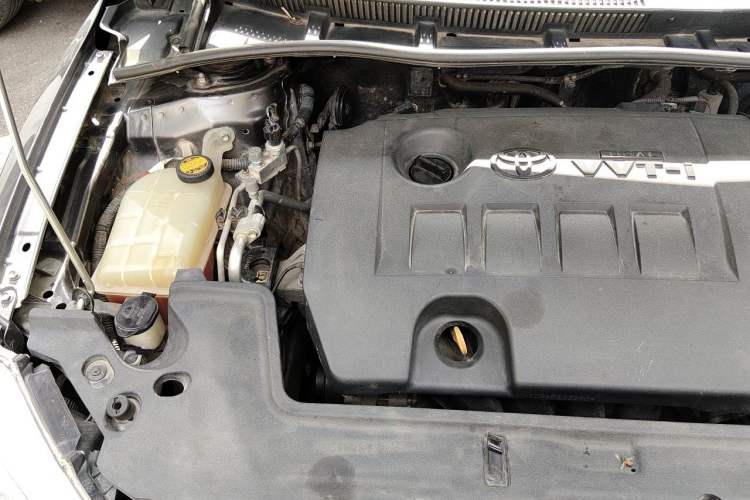 Used Toyota Corolla 2011 1.6L Automatic GL Engine Bay Right