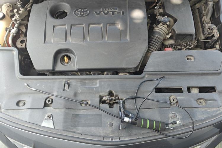 Used Toyota Corolla 2011 1.8L CVT GL-i Engine Bay