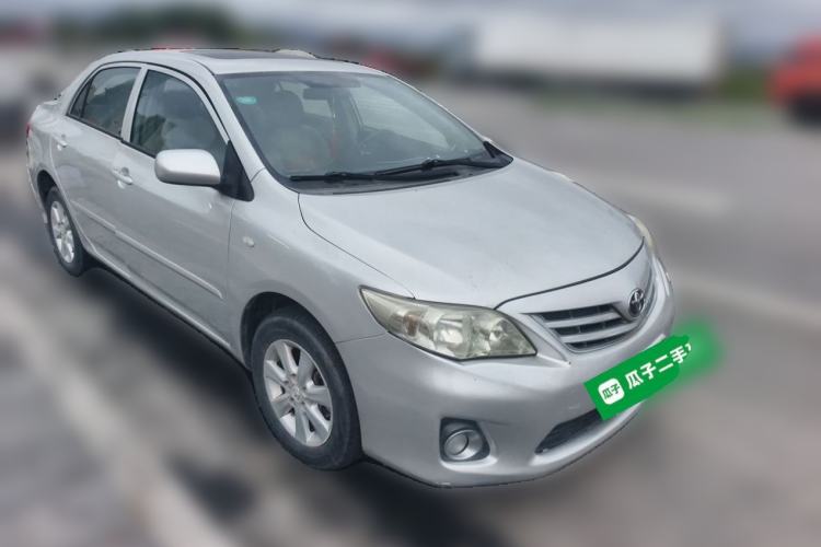Used Toyota Corolla 2011 1.6L Manual GL Sunroof Edition Front Right 45 Deg