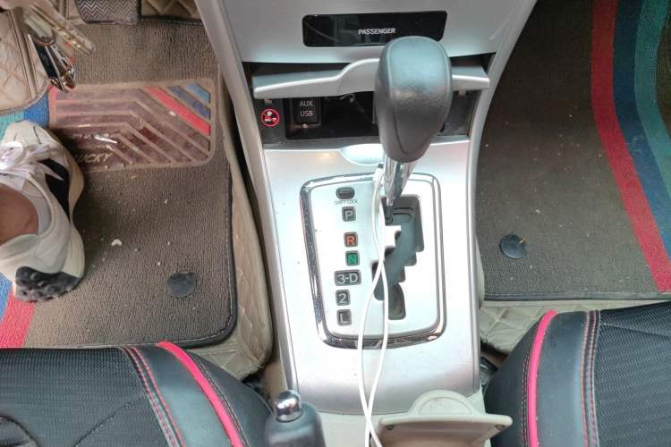 Used Toyota Corolla 2011 1.6L Automatic GL Gear Lever