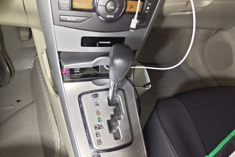 Used Toyota Corolla 2011 Edition Commemorative 1.6L Automatic GL Gear Lever