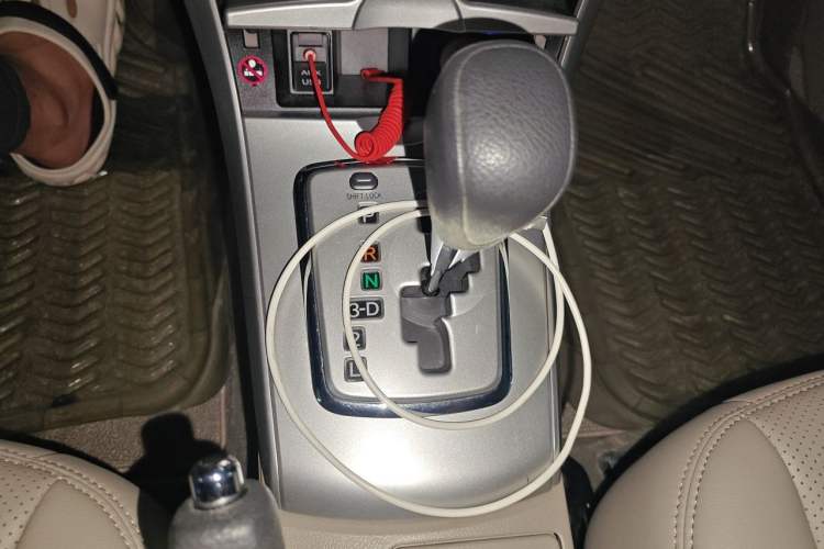 Used Toyota Corolla 2011 1.6L Automatic GL Gear Lever