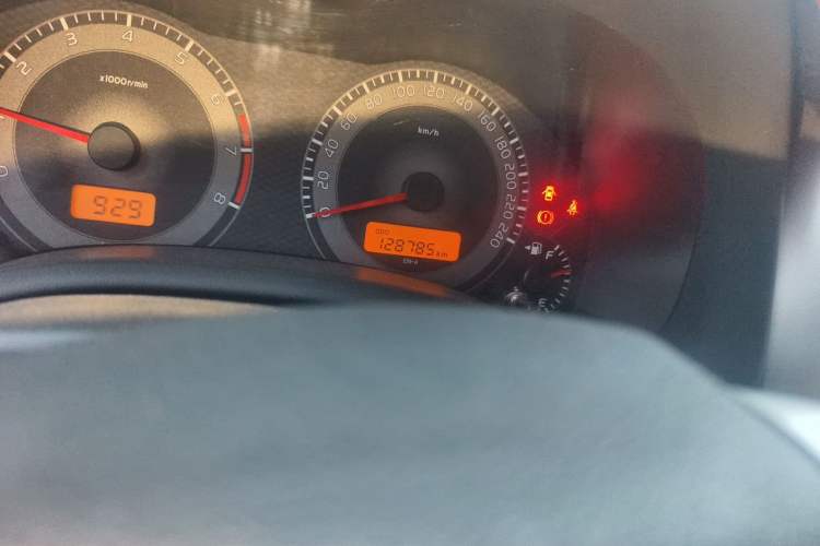 Used Toyota Corolla 2011 1.6L Manual GL Sunroof Edition Odometer Close Up