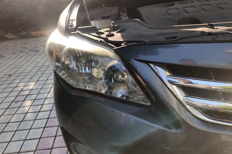 Used Toyota Corolla 2011 1.8L Manual GL-i Right Front Headlight