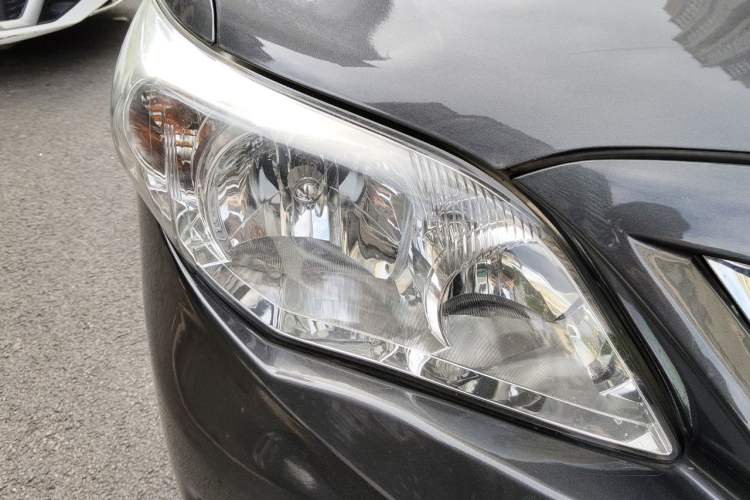 Used Toyota Corolla 2011 1.6L Automatic GL Right Front Headlight