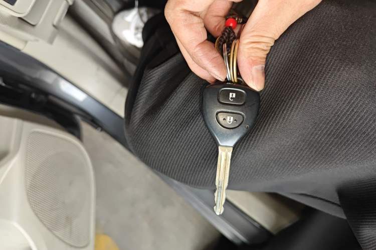 Used Toyota Corolla 2011 1.6L Automatic GL Vehicle Key