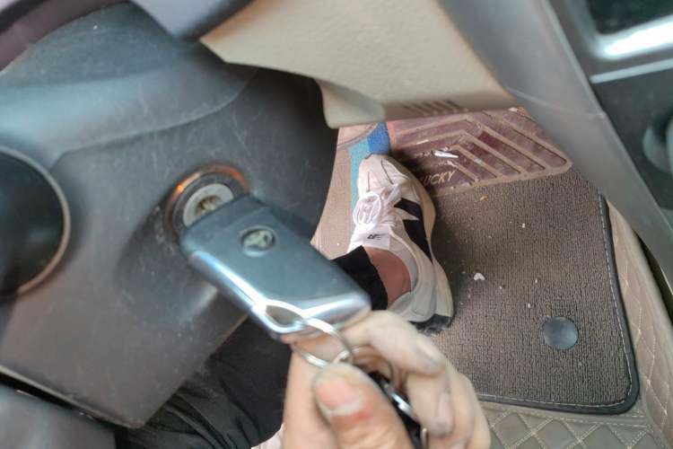 Used Toyota Corolla 2011 1.6L Automatic GL Vehicle Key