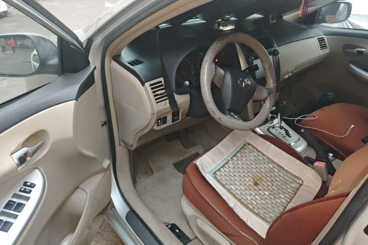 Used Toyota Corolla 2011 1.8L CVT GL-i Driver Seat