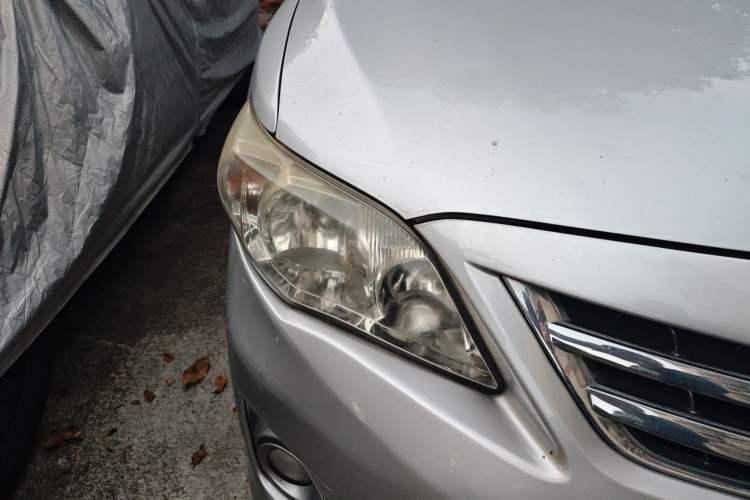 Used Toyota Corolla 2011 1.8L CVT GL-i Right Front Headlight