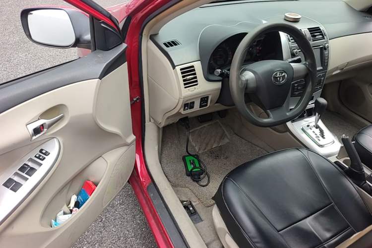 Used Toyota Corolla 2011 1.8L CVT GL-i Driver Seat
