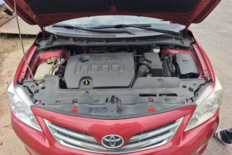 Used Toyota Corolla 2011 1.8L CVT GL-i Engine Bay