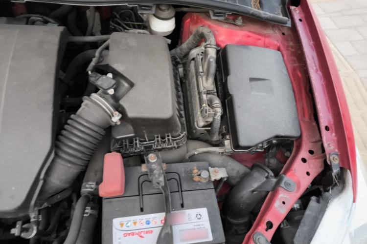 Used Toyota Corolla 2011 Edition Commemorative 1.6L Automatic GL Engine Bay Left