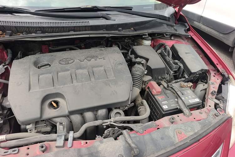 Used Toyota Corolla 2011 1.8L CVT GL-i Engine Bay Left