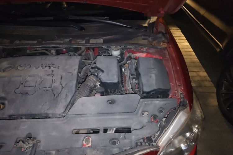 Used Toyota Corolla 2011 1.6L Automatic GL Sunroof Version Engine Bay Left