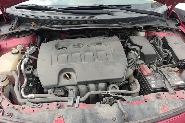 Used Toyota Corolla 2011 1.8L CVT GL-i Engine Bay