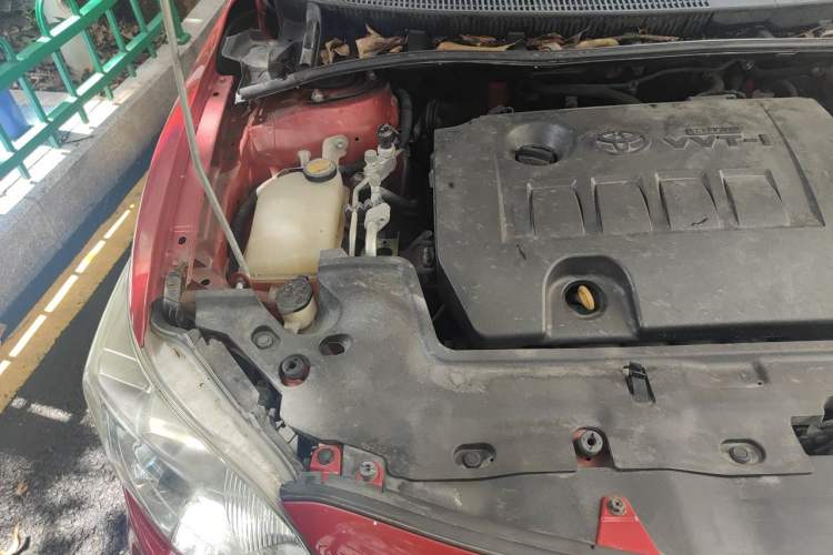 Used Toyota Corolla 2011 1.6L Automatic GL Engine Bay Right