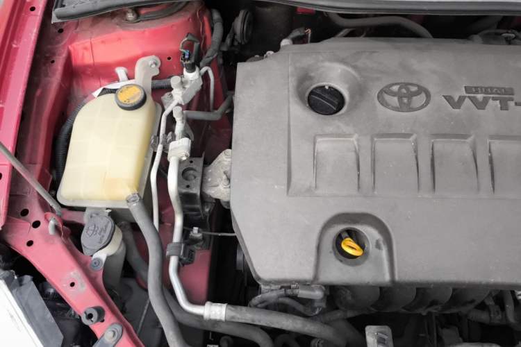 Used Toyota Corolla 2011 Edition Commemorative 1.6L Automatic GL Engine Bay Right