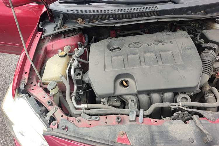 Used Toyota Corolla 2011 1.8L CVT GL-i Engine Bay Right