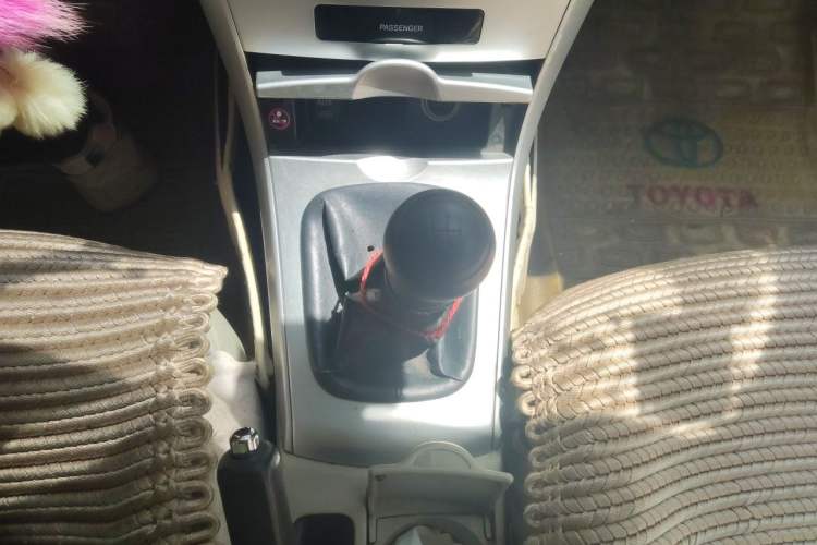 Used Toyota Corolla 2011 1.6L Manual GL Gear Lever