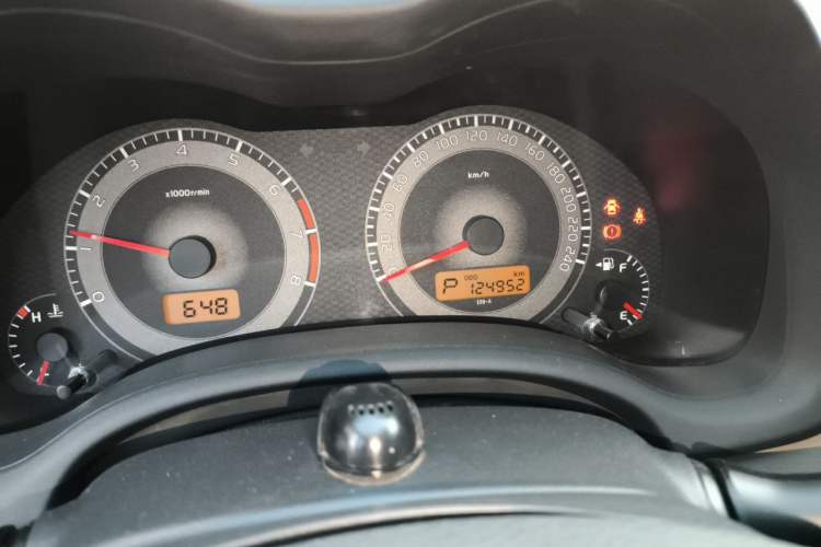 Used Toyota Corolla 2011 Edition Commemorative 1.6L Automatic GL Odometer Close Up