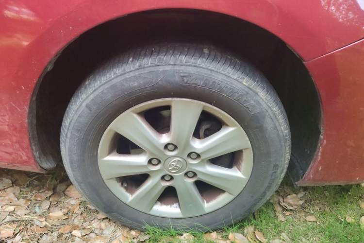 Used Toyota Corolla 2011 1.6L Manual GL Right Front Wheel Hub