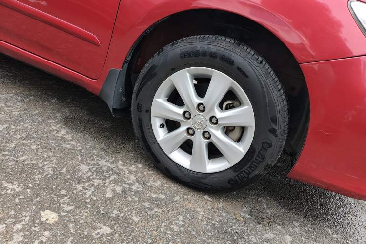 Used Toyota Corolla 2011 1.6L Automatic GL Right Front Wheel Hub