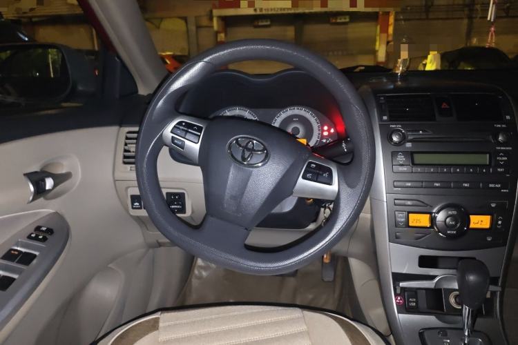 Used Toyota Corolla 2011 1.6L Automatic GL Sunroof Version Steering Wheel