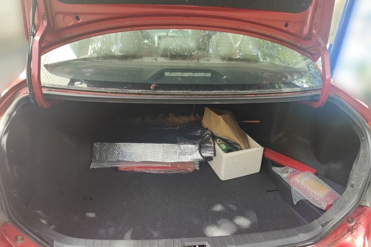 Used Toyota Corolla 2011 1.6L Automatic GL Trunk