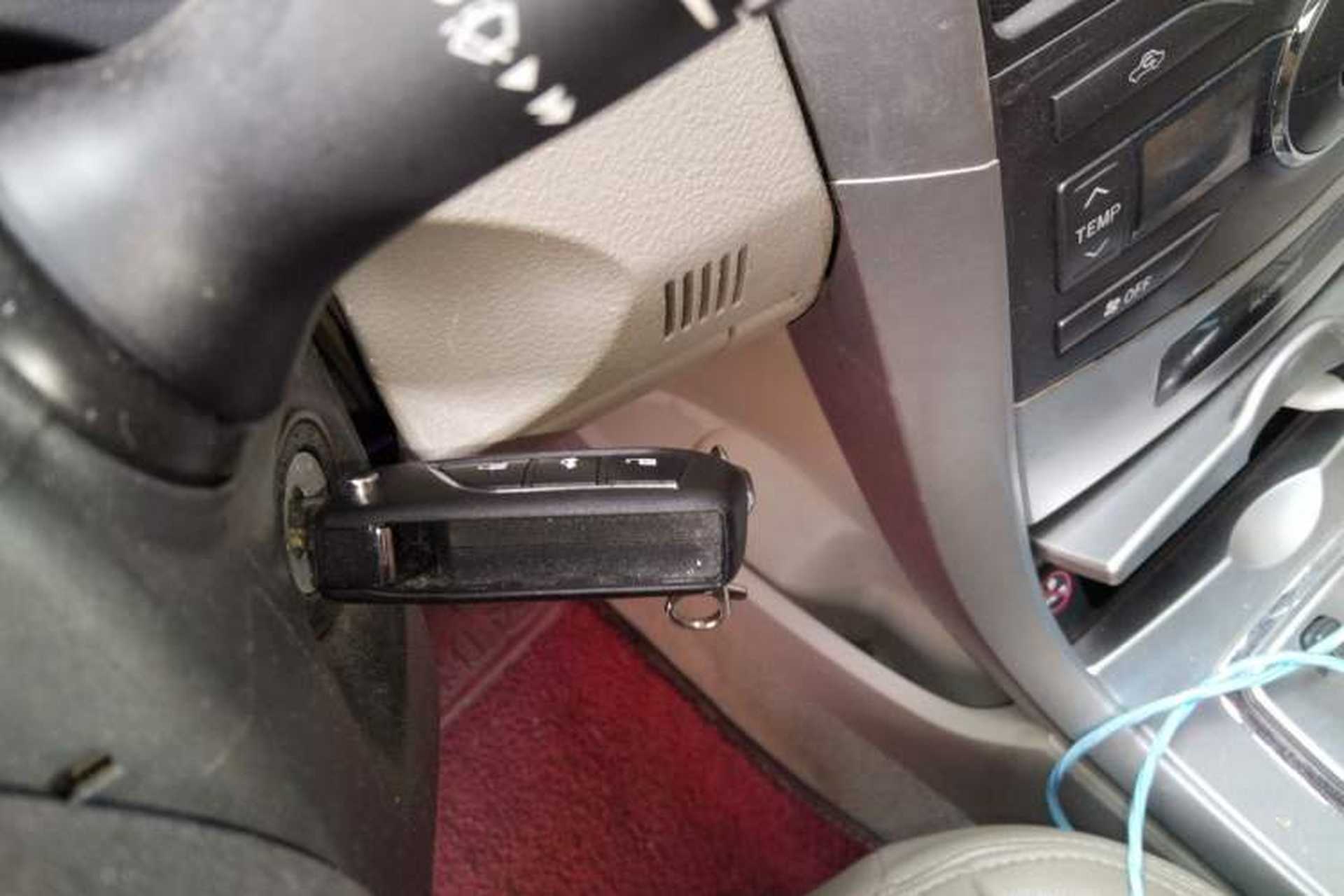 Used Toyota Corolla 2011 1.8L CVT GL-i Vehicle Key