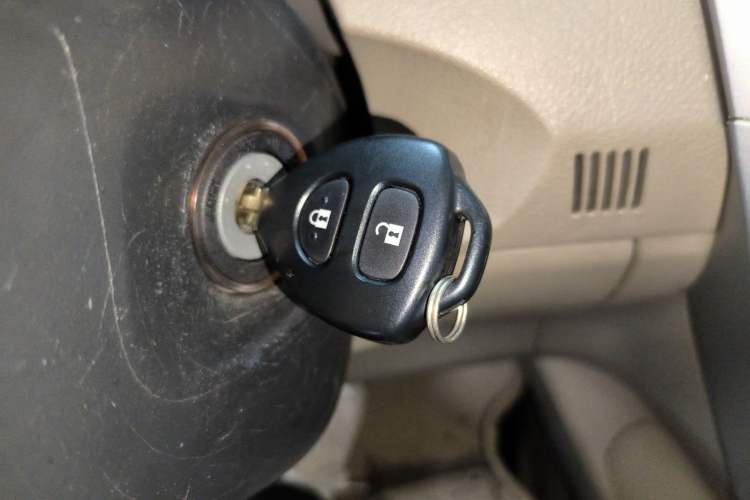 Used Toyota Corolla 2011 1.6L Automatic GL Vehicle Key