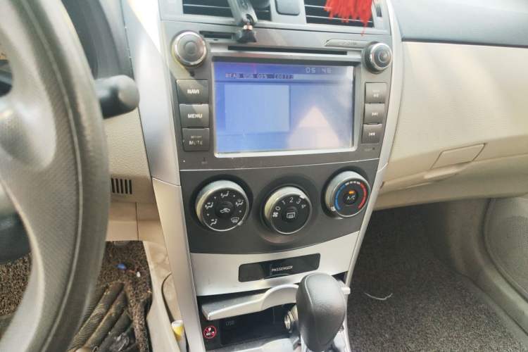Used Toyota Corolla 2011 1.6L Automatic GL Audio And AC Panel