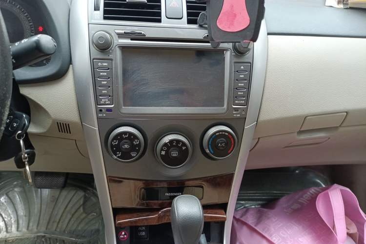 Used Toyota Corolla 2011 1.6L Automatic GL Audio And AC Panel