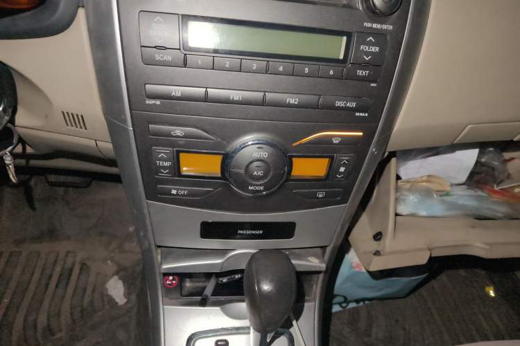 Used Toyota Corolla 2011 1.6L Automatic GL Sunroof Version Audio And AC Panel