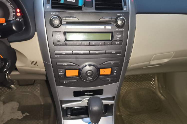 Used Toyota Corolla 2011 1.8L CVT GL-i Audio And AC Panel