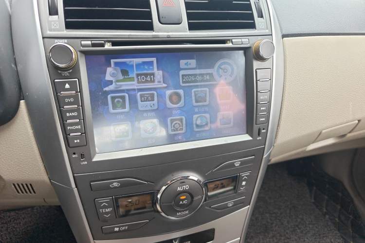 Used Toyota Corolla 2011 1.8L CVT GL-i Audio And AC Panel
