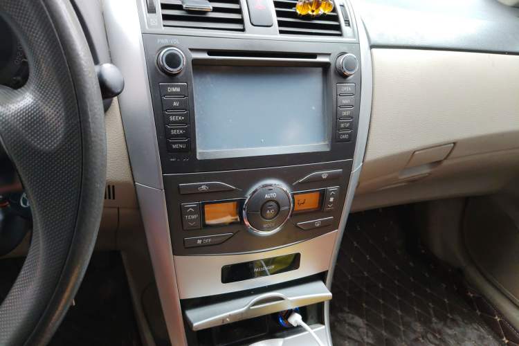 Used Toyota Corolla 2011 1.8L Manual GL-i Audio And AC Panel