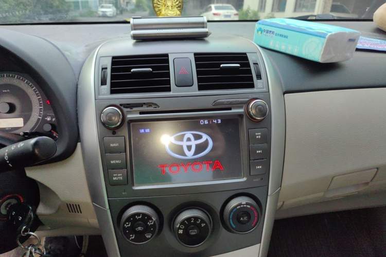 Used Toyota Corolla 2011 1.6L Automatic GL Audio And AC Panel